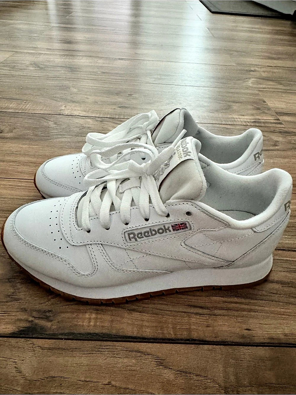 Reebok Classic Leather Gum Sole White & Brown Sneakers US 7
